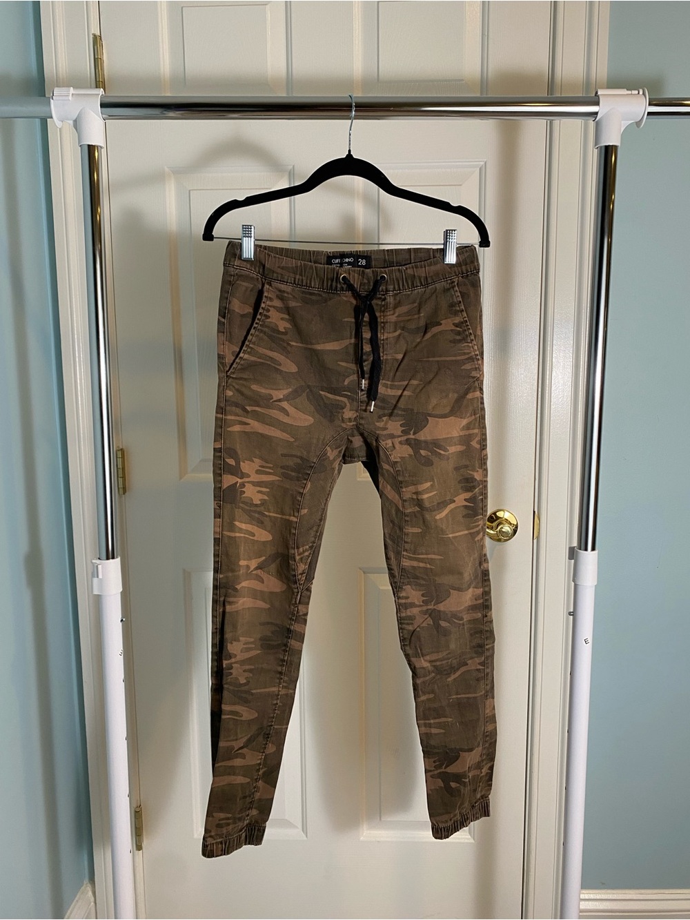 Cotton On Men's Brown Camouflage Joggers